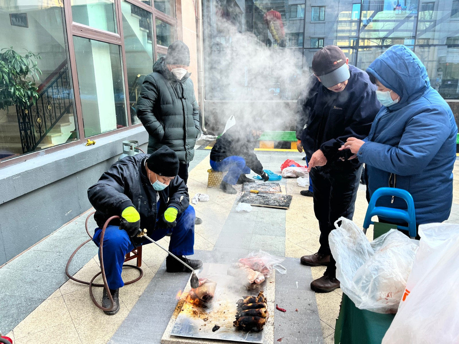 哈爾濱一物業竟然干出這種事！忍不住要說，你來我們小區試試？